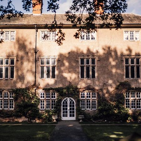 Woodborough Hall Bagian luar foto